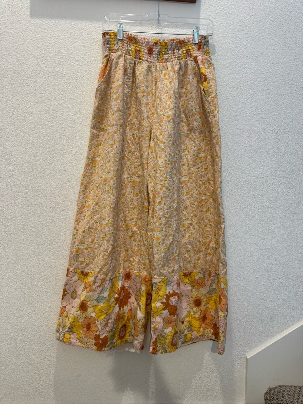 American Eagle Wide Leg Pants w/ retro floral print & smocked waistband